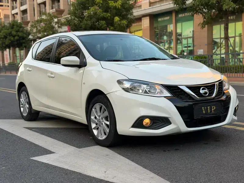 2016 Tiida 1.6L CVT Sport Edition — миниатюра 3