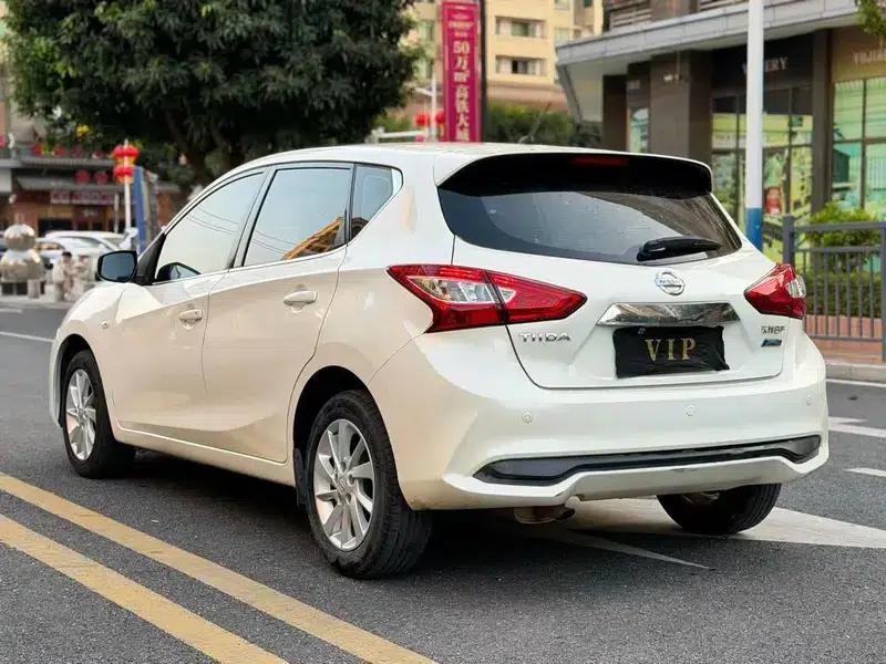 2016 Tiida 1.6L CVT Sport Edition — миниатюра 4