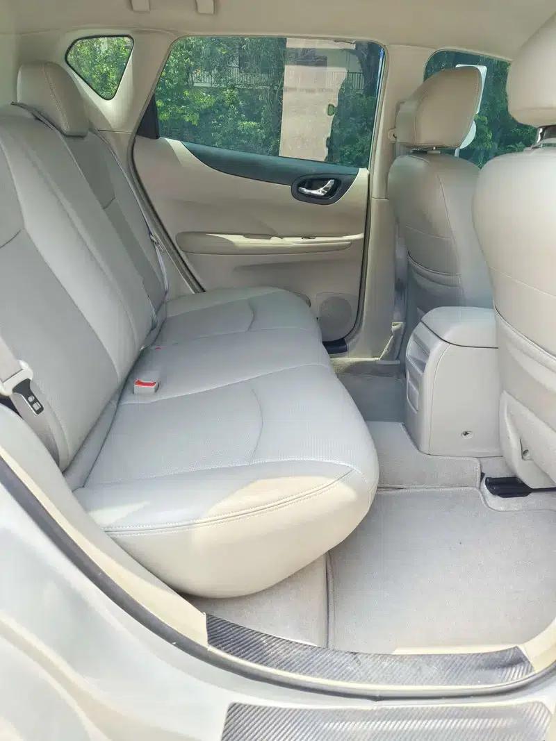 2014 Tiida 1.6L CVT Comfort Model — миниатюра 6