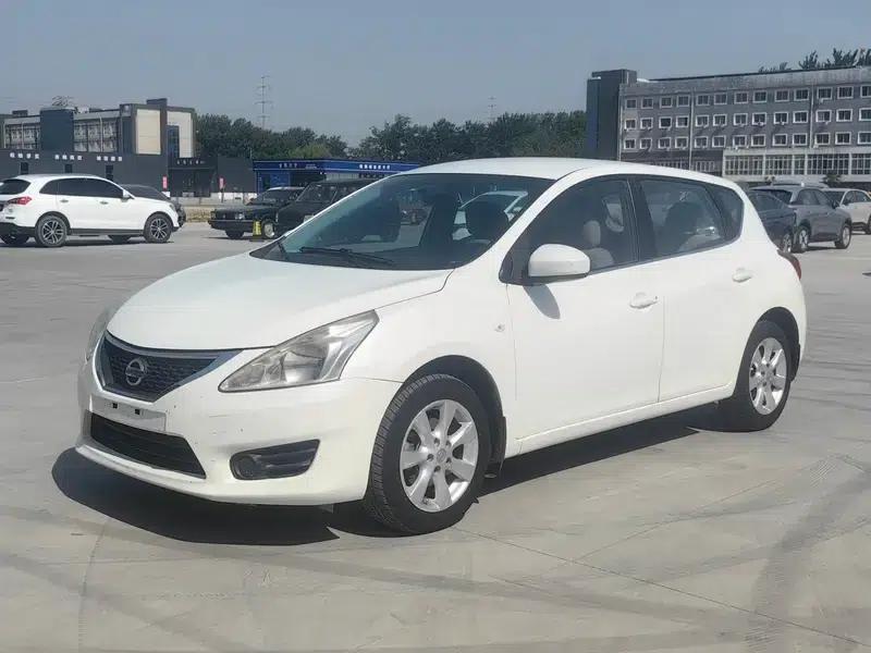 2014 Tiida 1.6L CVT Comfort Model — миниатюра 1