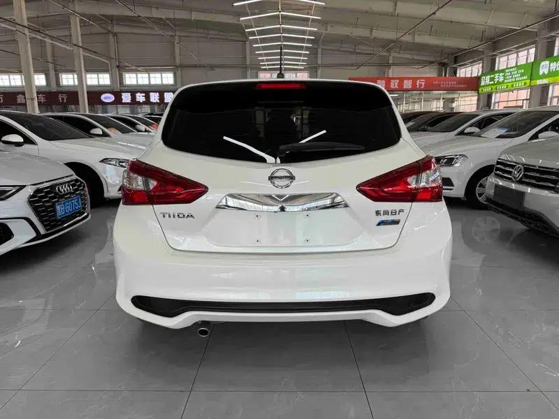Tiida 2020 1.6L CVT Smart Edition — миниатюра 5