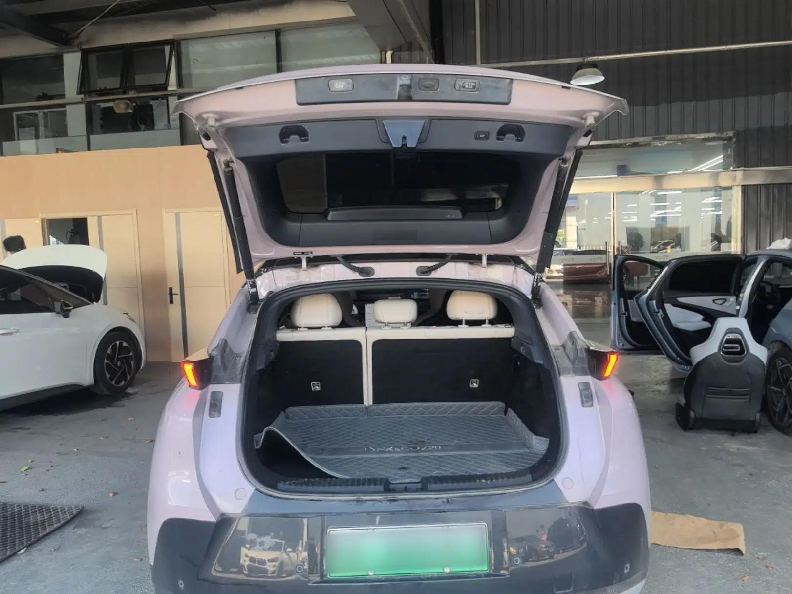 Lynk & Co Z20 2025 530 km Range Rear-Wheel Drive Pro — миниатюра 22