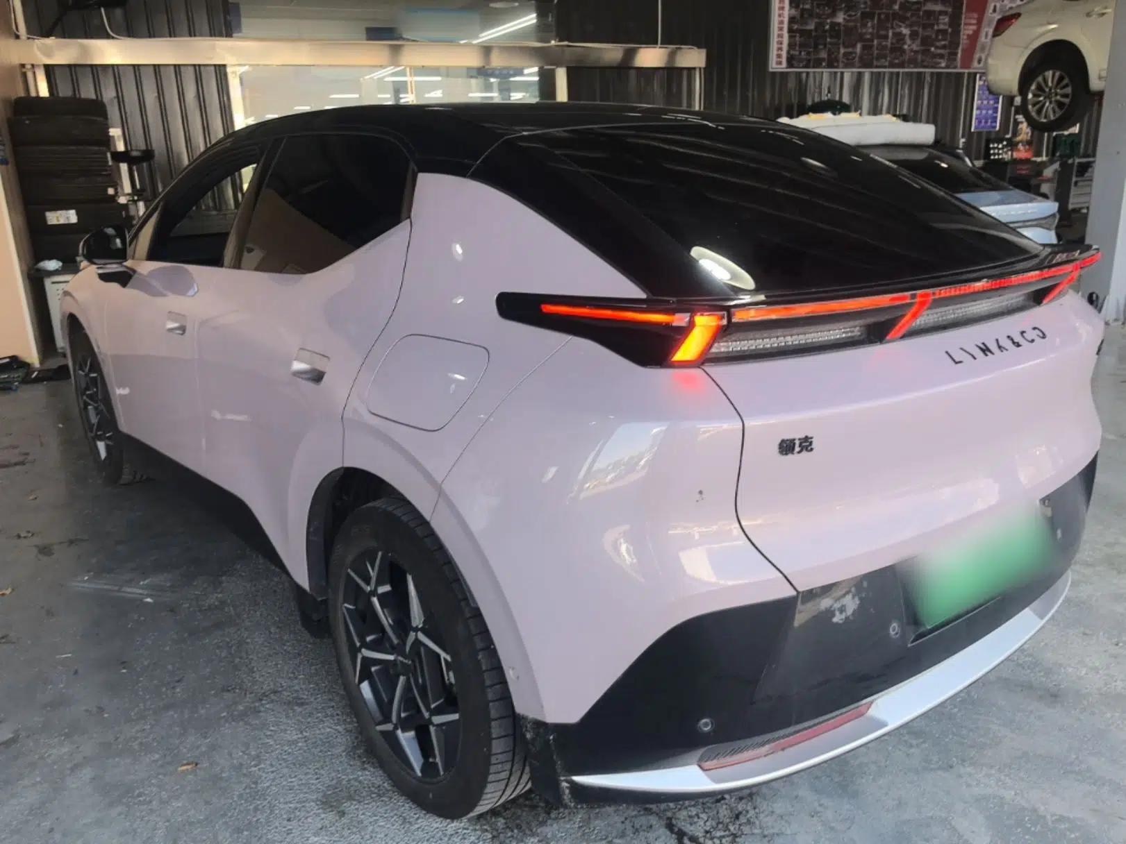 Lynk & Co Z20 2025 530 km Range Rear-Wheel Drive Pro — миниатюра 4