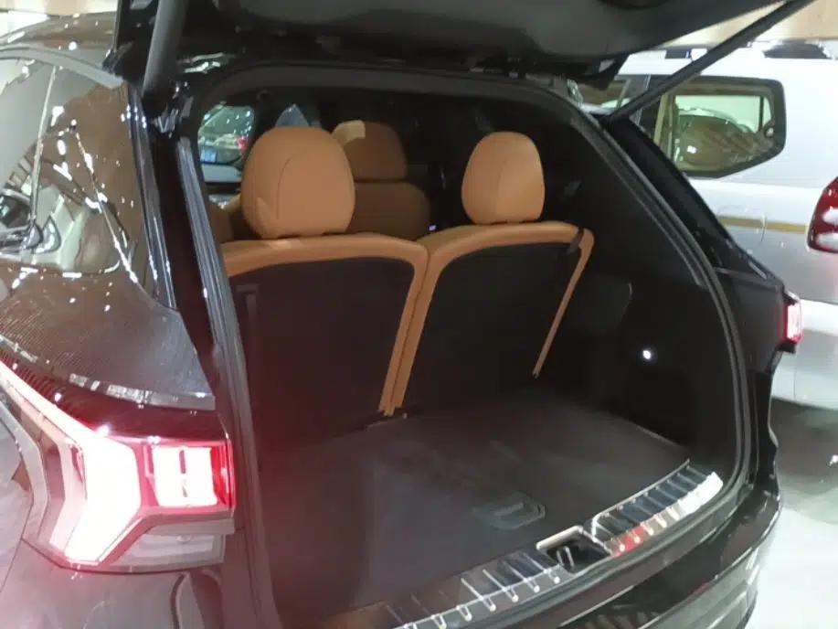 Lynk & Co 09 2021 2.0T Halo Six-Seater — миниатюра 22