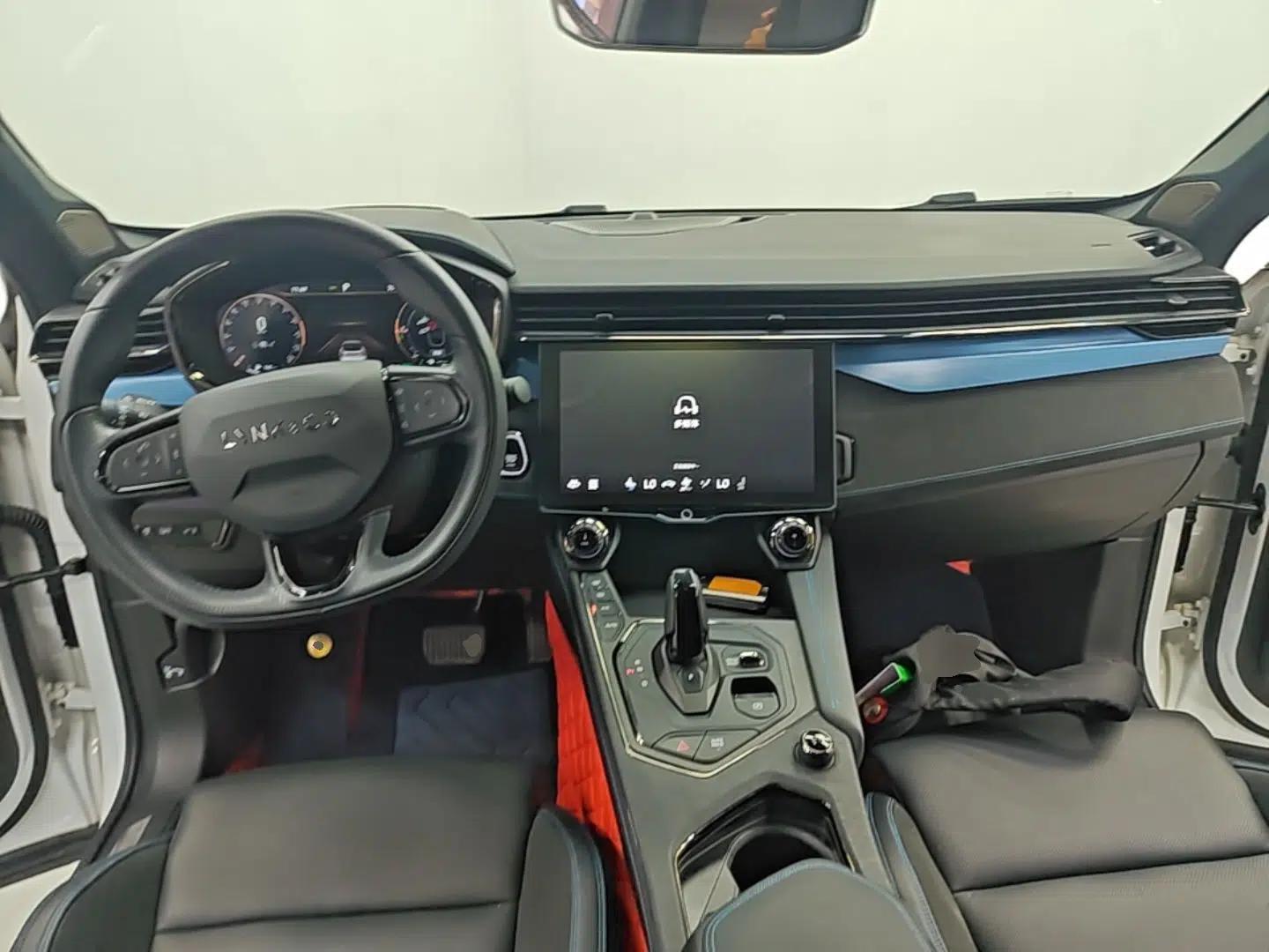 Lynk & Co 05 EM-P 2021 1.5TD PHEV HALO — миниатюра 12