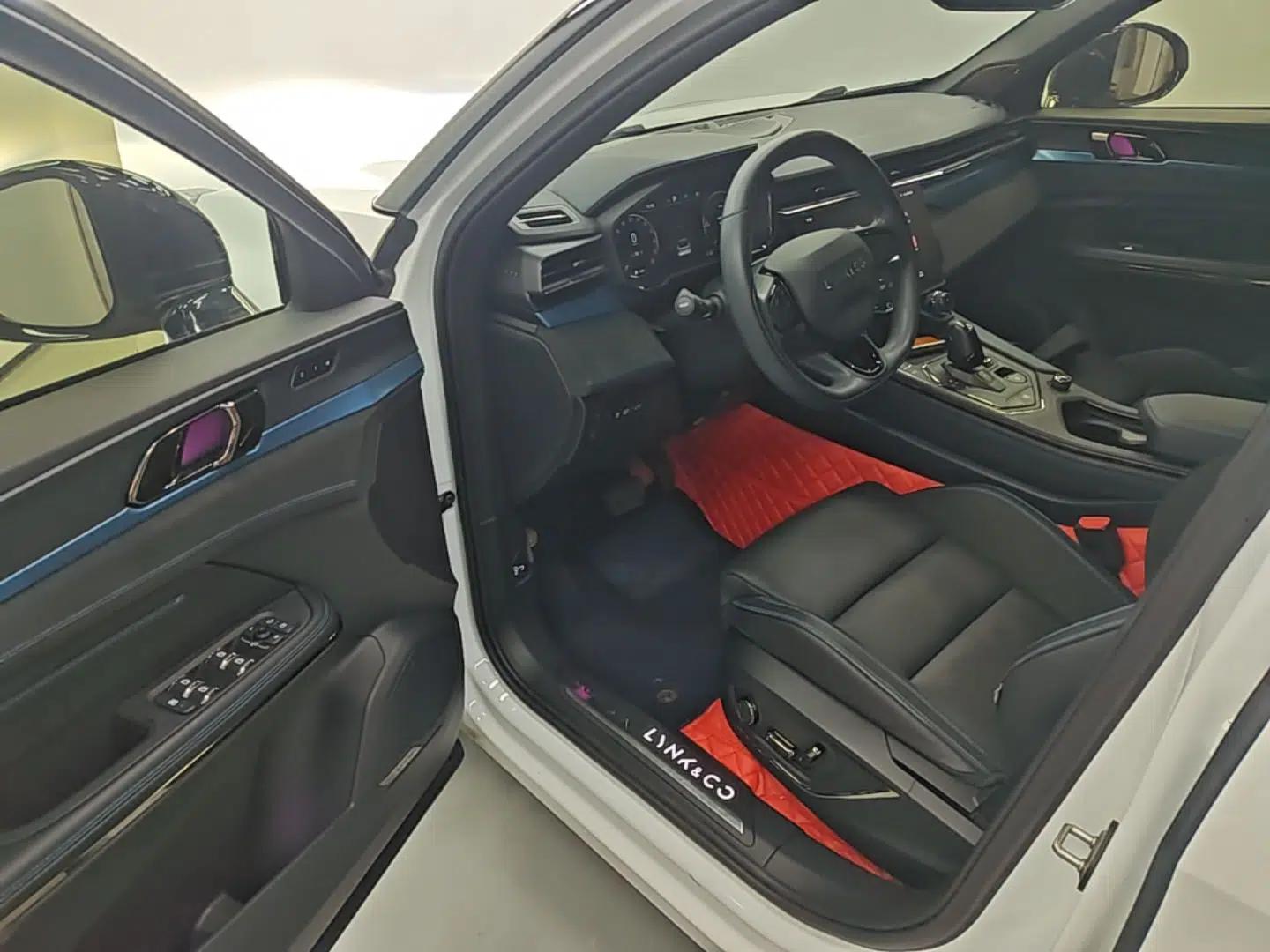 Lynk & Co 05 EM-P 2021 1.5TD PHEV HALO — миниатюра 18