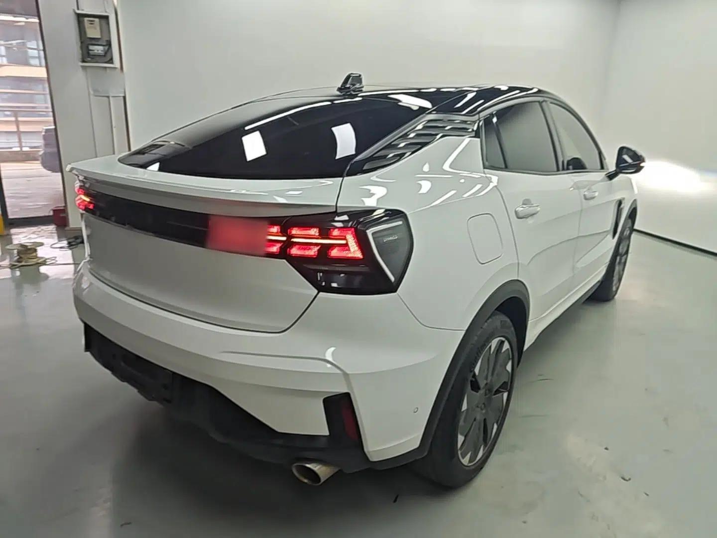 Lynk & Co 05 EM-P 2021 1.5TD PHEV HALO — миниатюра 6