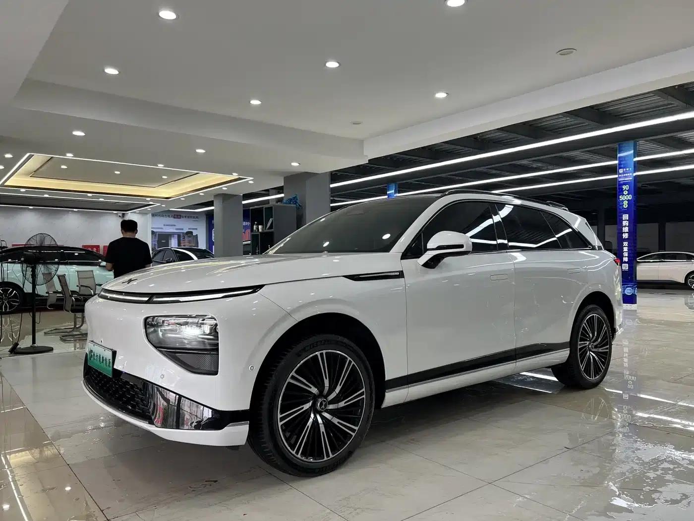 XPeng G9 2022 650 Performance Edition Pro — миниатюра 2