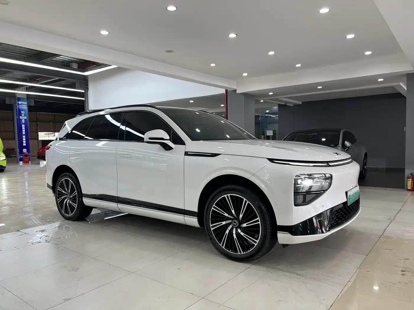 XPeng G9 2022 650 Performance Edition Pro — миниатюра 3