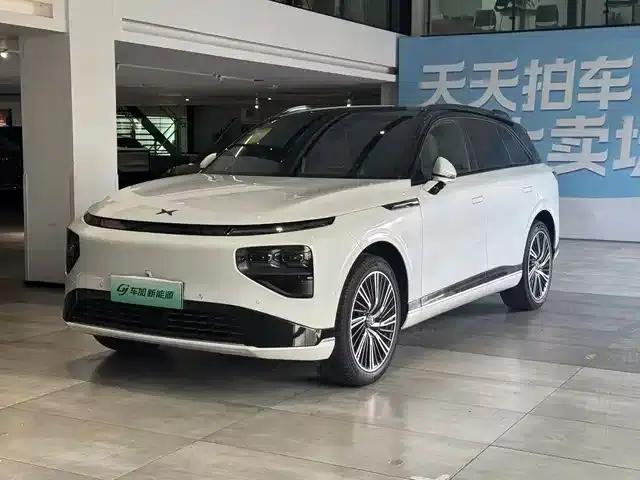 XPeng G9 2025 Model: 725kWh Ultra-Long Range (Max)