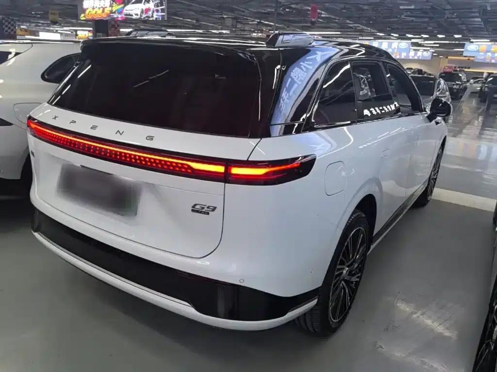 XPeng G9 2025 Model: 725kWh Ultra-Long Range (Max) — миниатюра 7