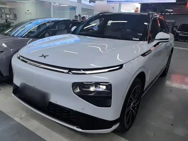 XPeng G9 2025 Model: 725kWh Ultra-Long Range (Max)