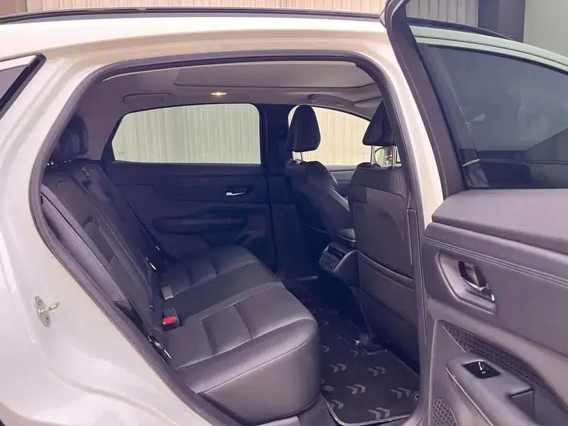 ARIYA 2022 Two-Wheel Drive Long Range Top-of-the-Line Edition — миниатюра 23