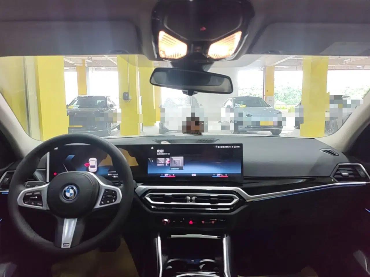 BMW i3 2022 eDrive 35 L — миниатюра 17