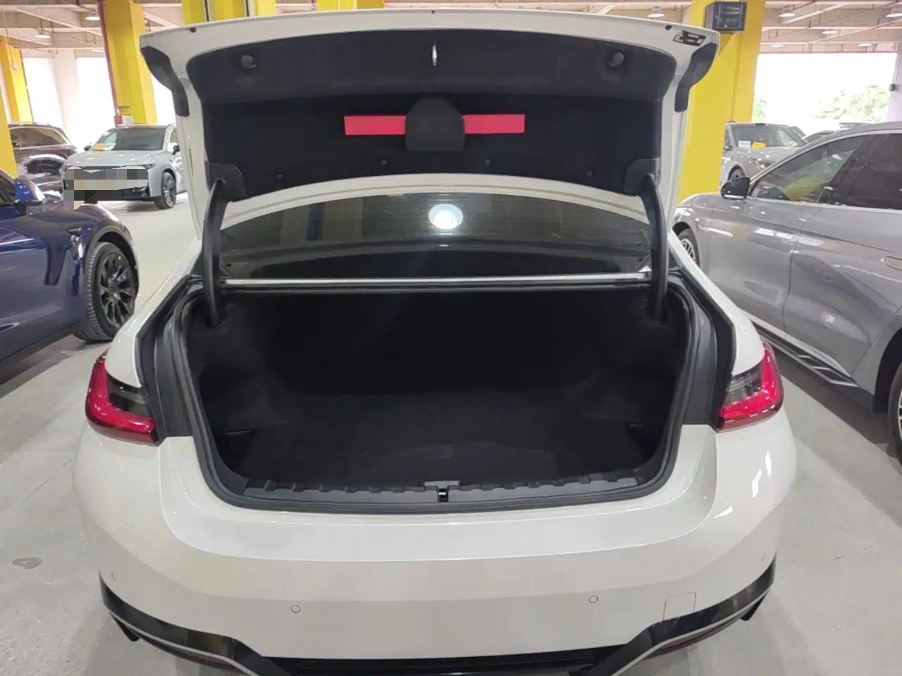 BMW i3 2022 eDrive 35 L — миниатюра 27