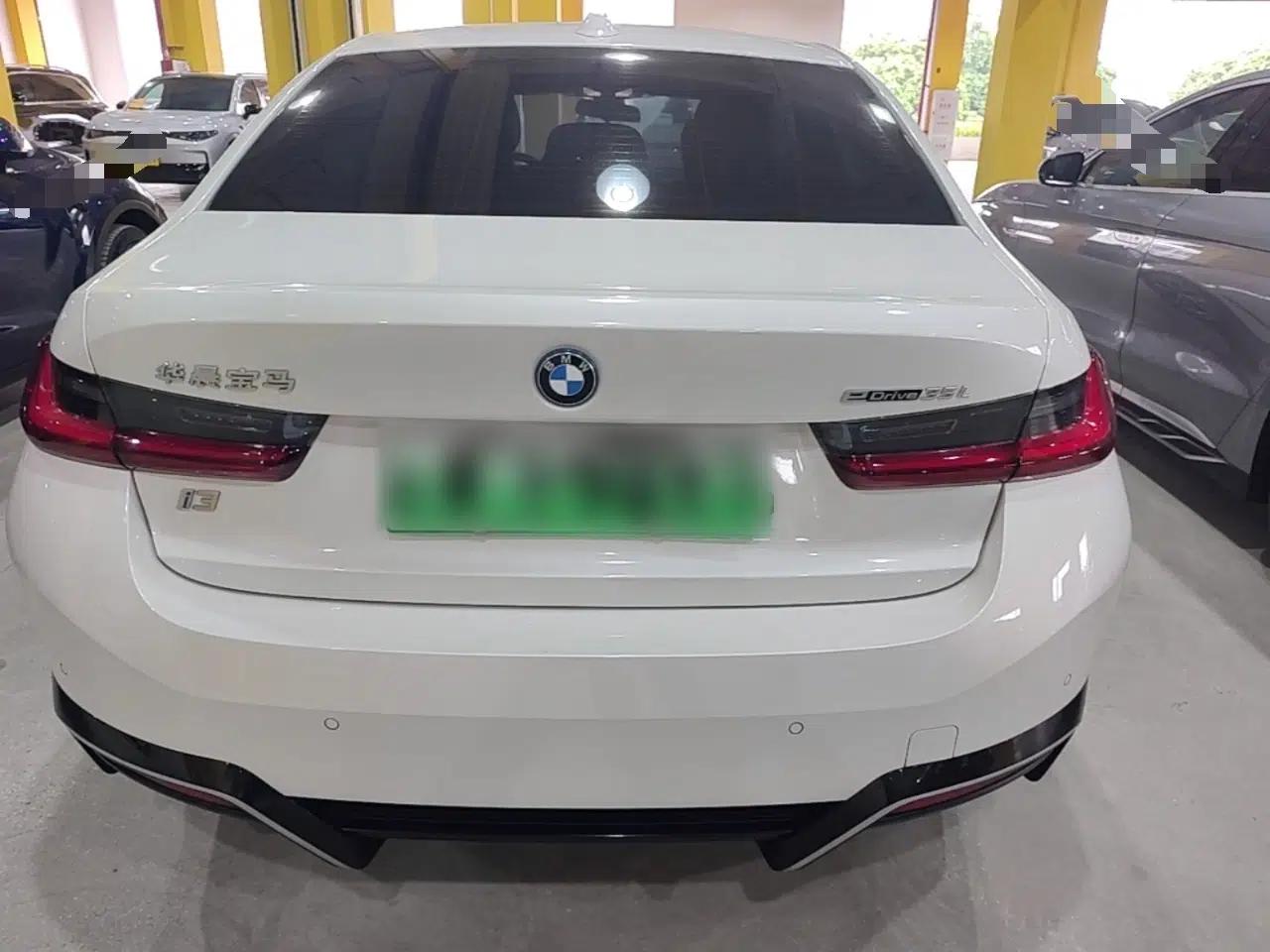 BMW i3 2022 eDrive 35 L — миниатюра 5