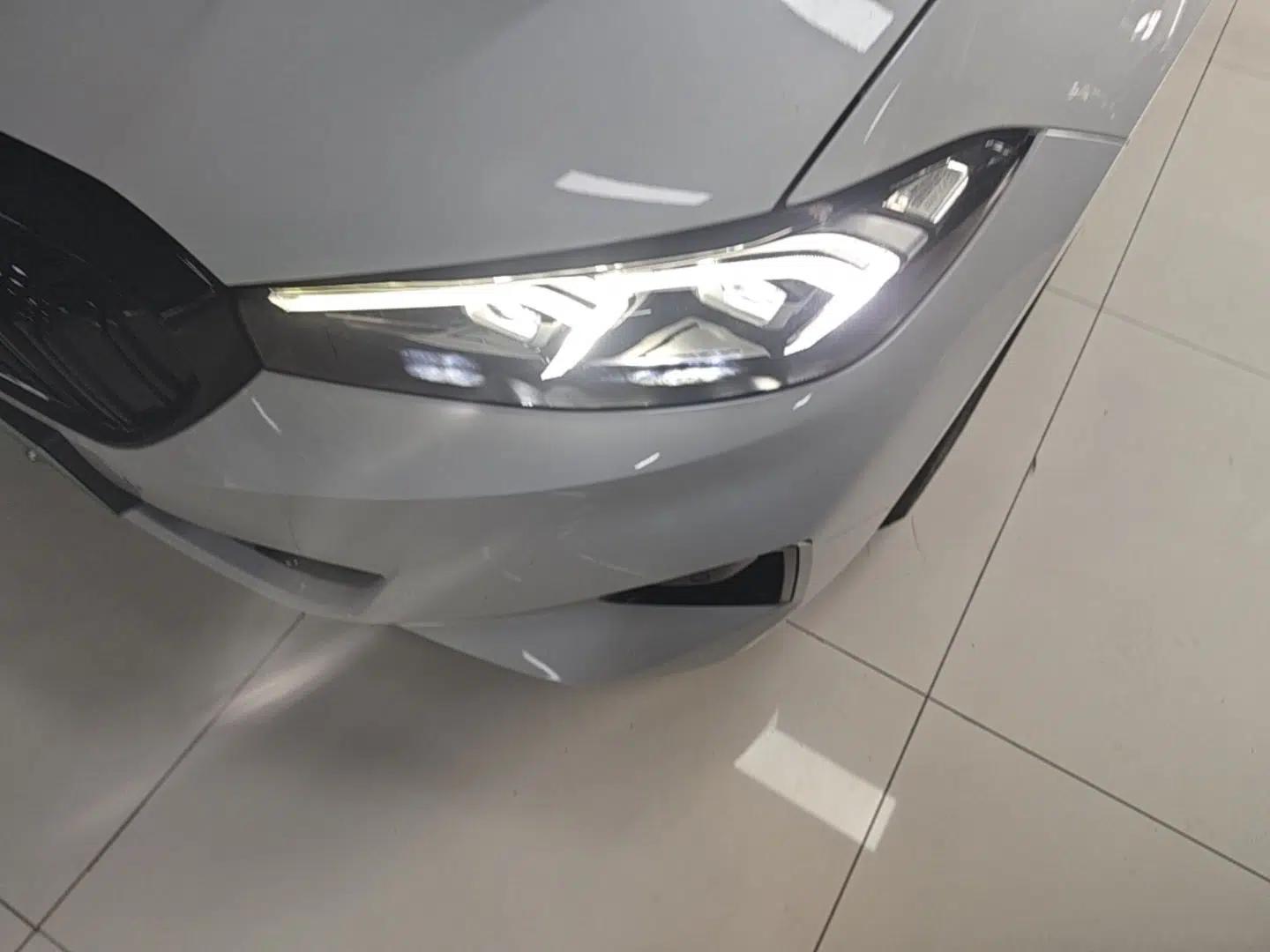 BMW i3 2023 eDrive 40 L Midnight Sports Package — миниатюра 8