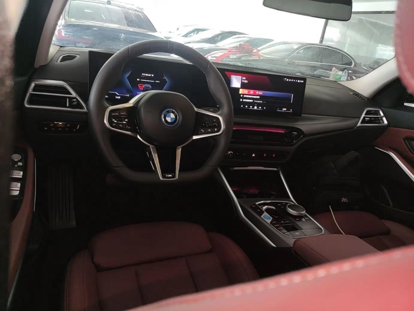 BMW i3 2025 eDrive 35 L — миниатюра 12