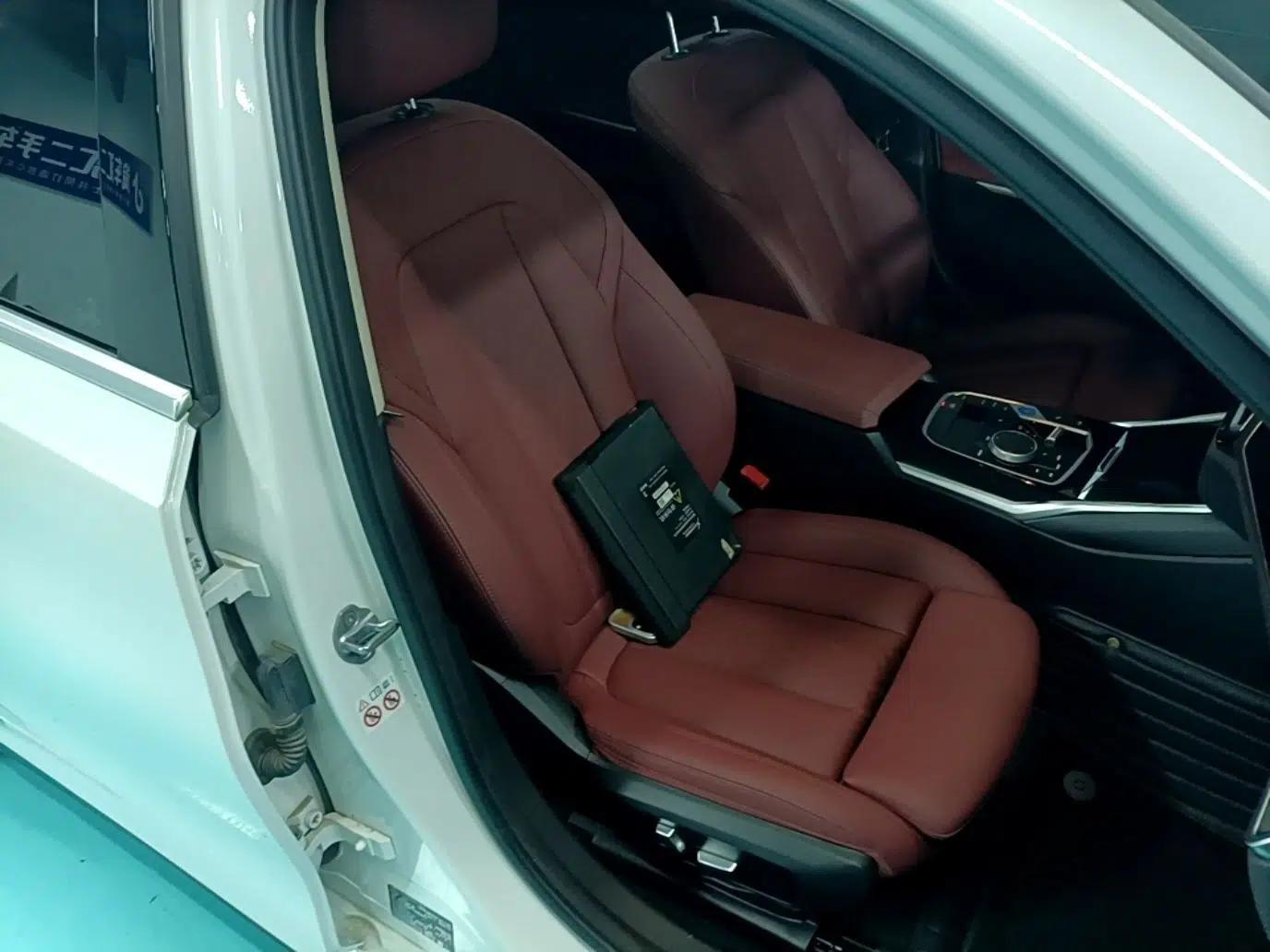 BMW i3 2022 eDrive 35 L — миниатюра 19