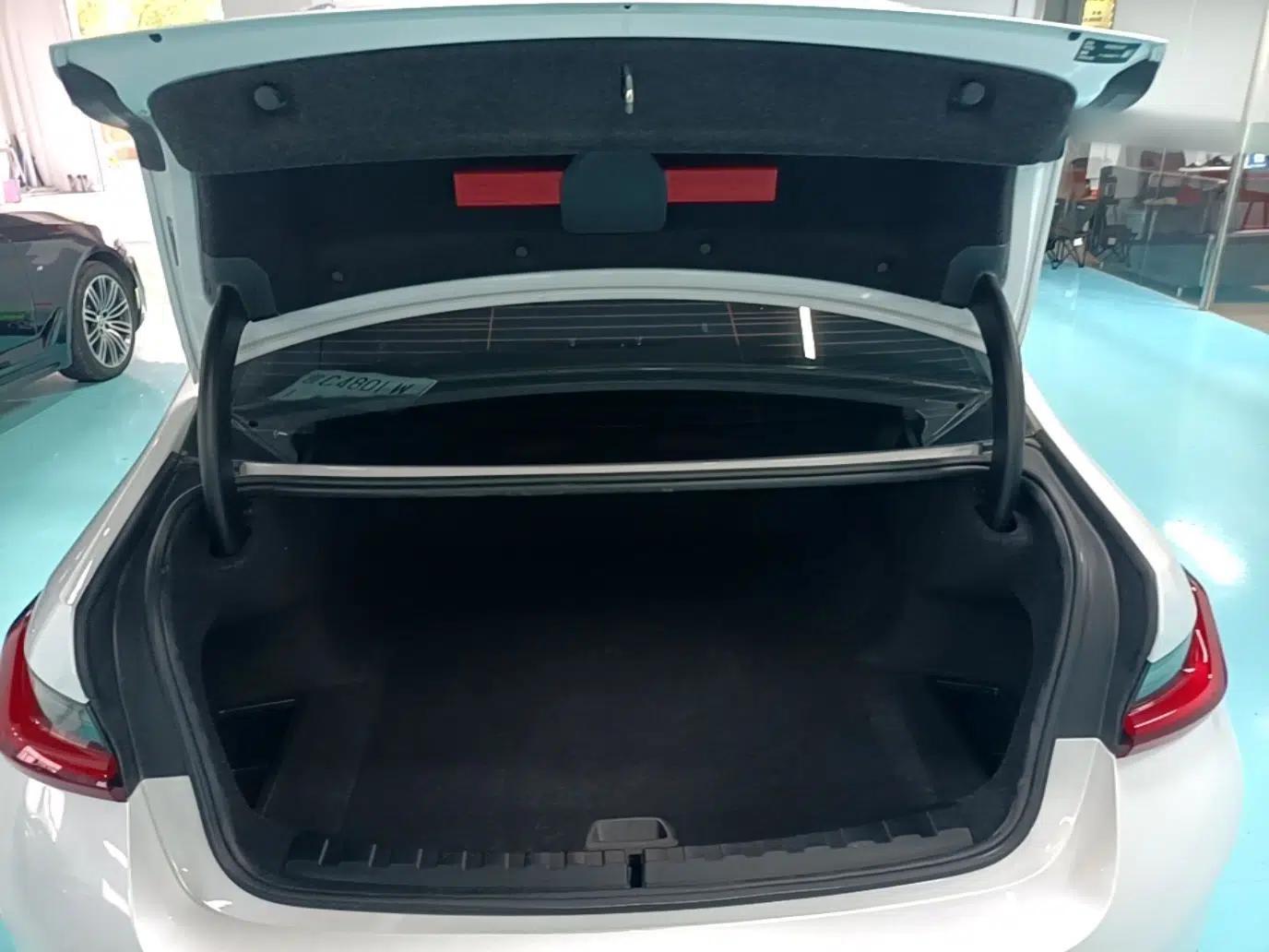 BMW i3 2022 eDrive 35 L — миниатюра 22