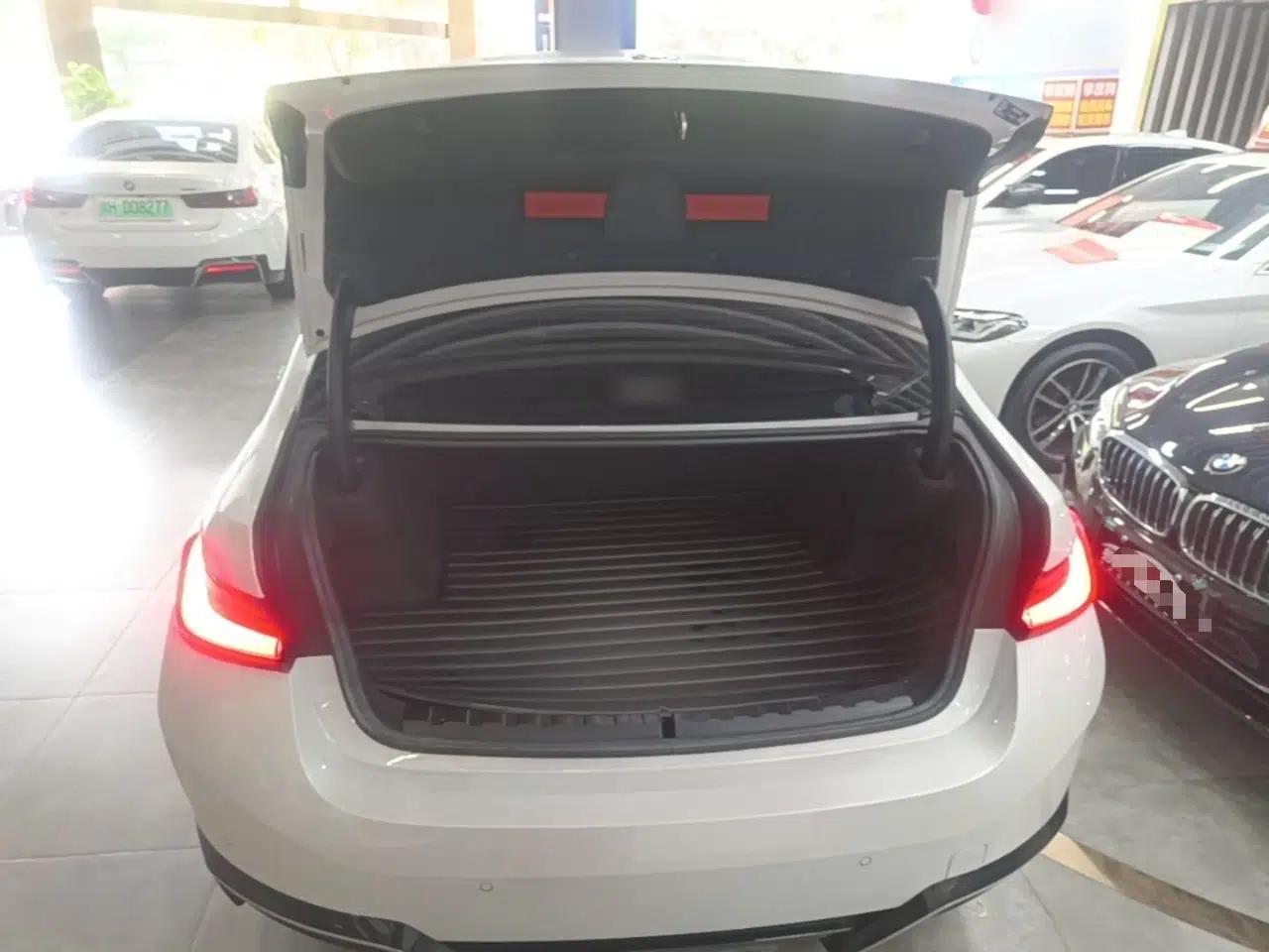BMW i3 2024 eDrive 35 L — миниатюра 22