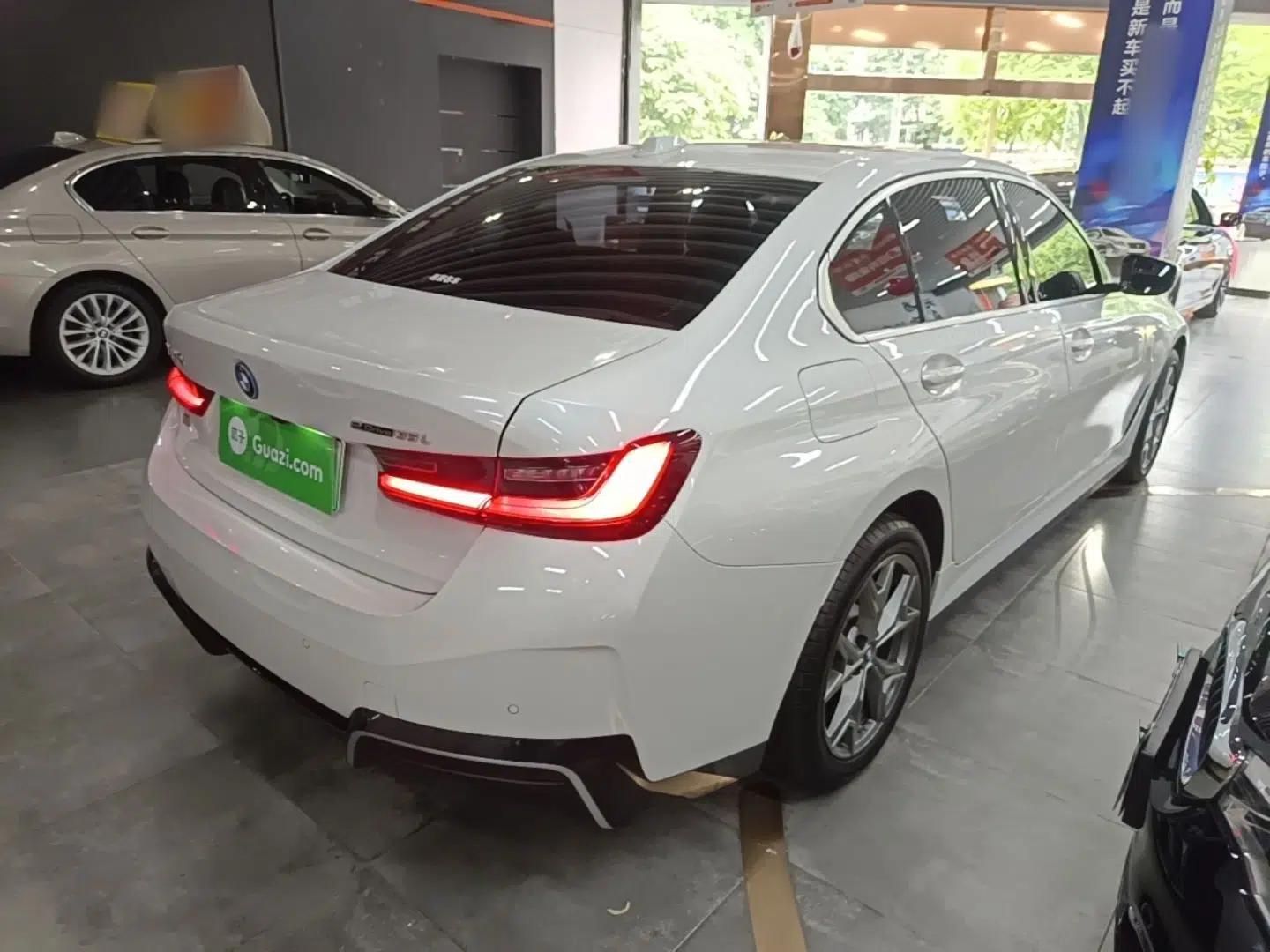 BMW i3 2024 eDrive 35 L — миниатюра 6