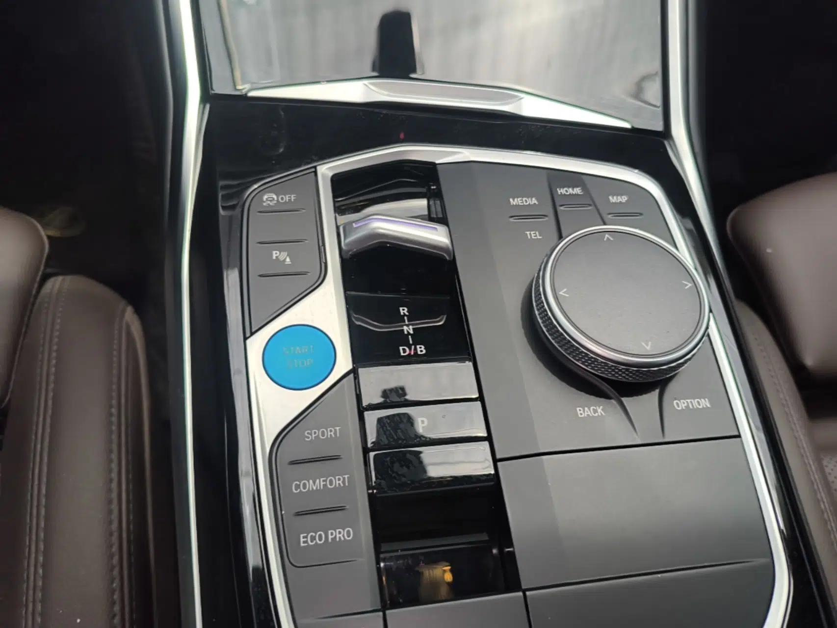 BMW i3 2022 eDrive 35 L — миниатюра 16