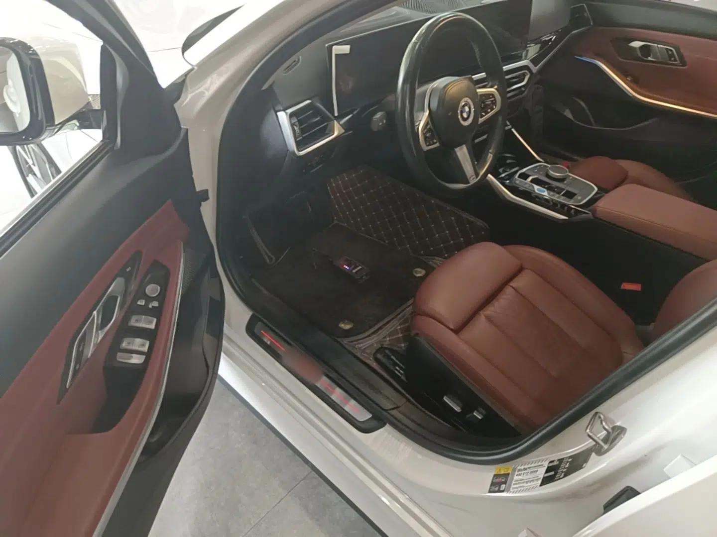 BMW i3 2022 eDrive 35 L — миниатюра 18