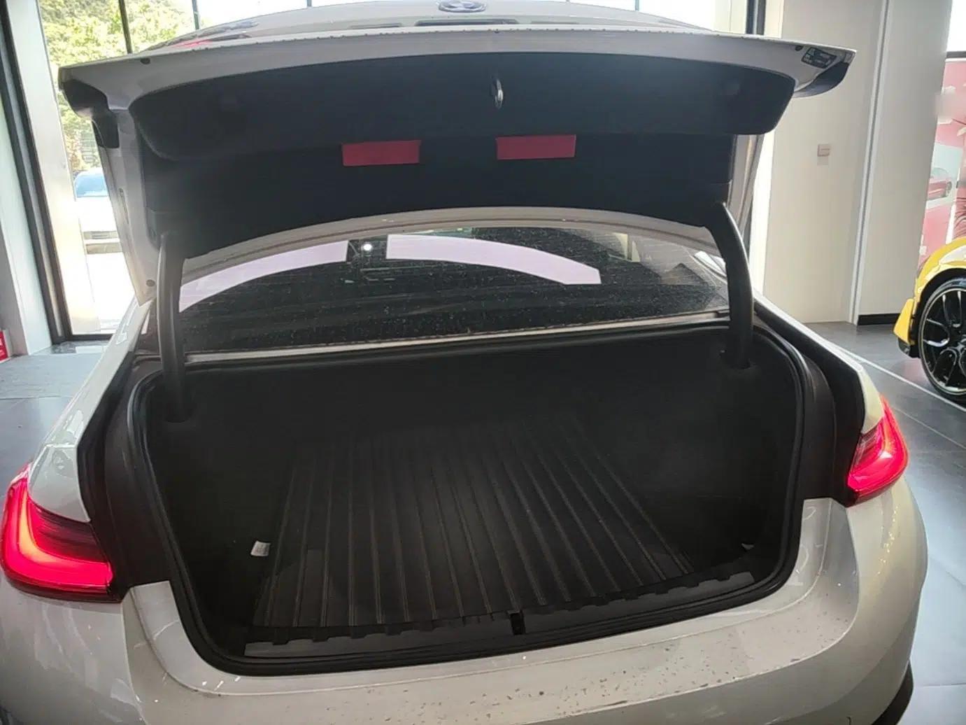 BMW i3 2022 eDrive 35 L — миниатюра 22