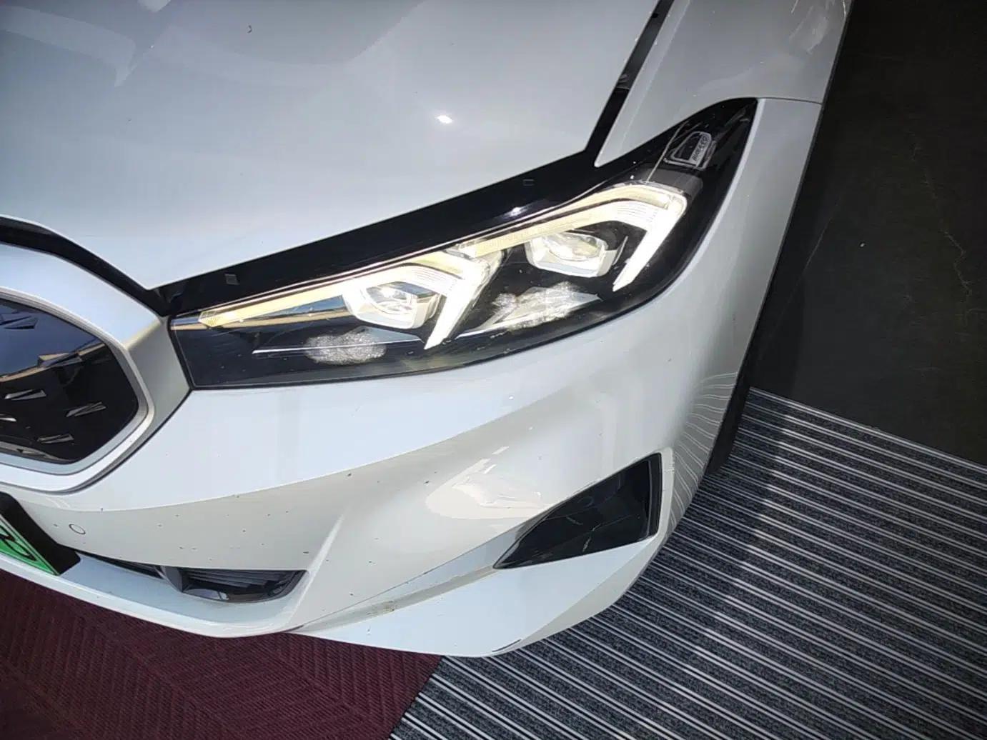 BMW i3 2022 eDrive 35 L — миниатюра 8