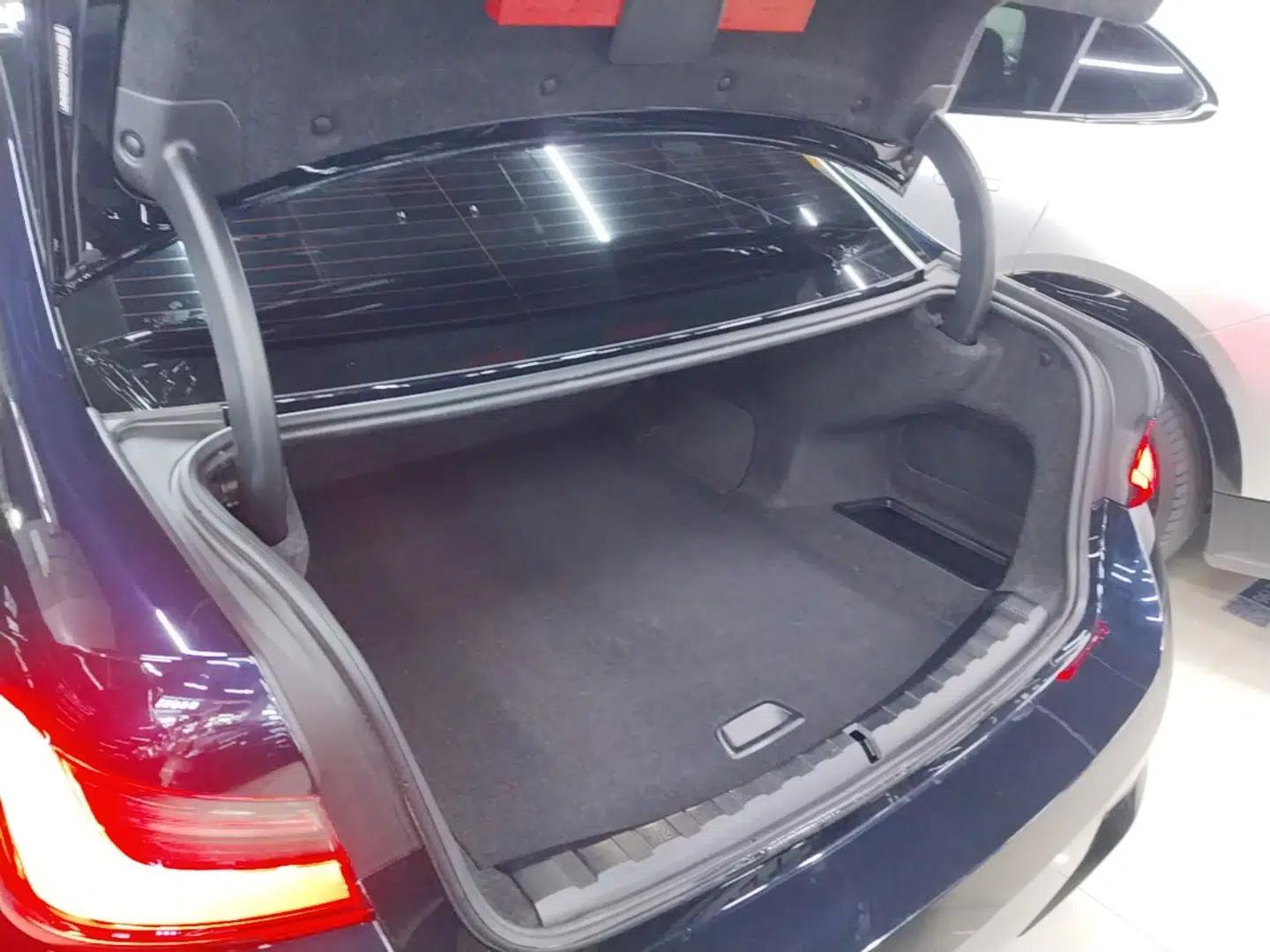 BMW i3 2022 eDrive 35 L — миниатюра 22