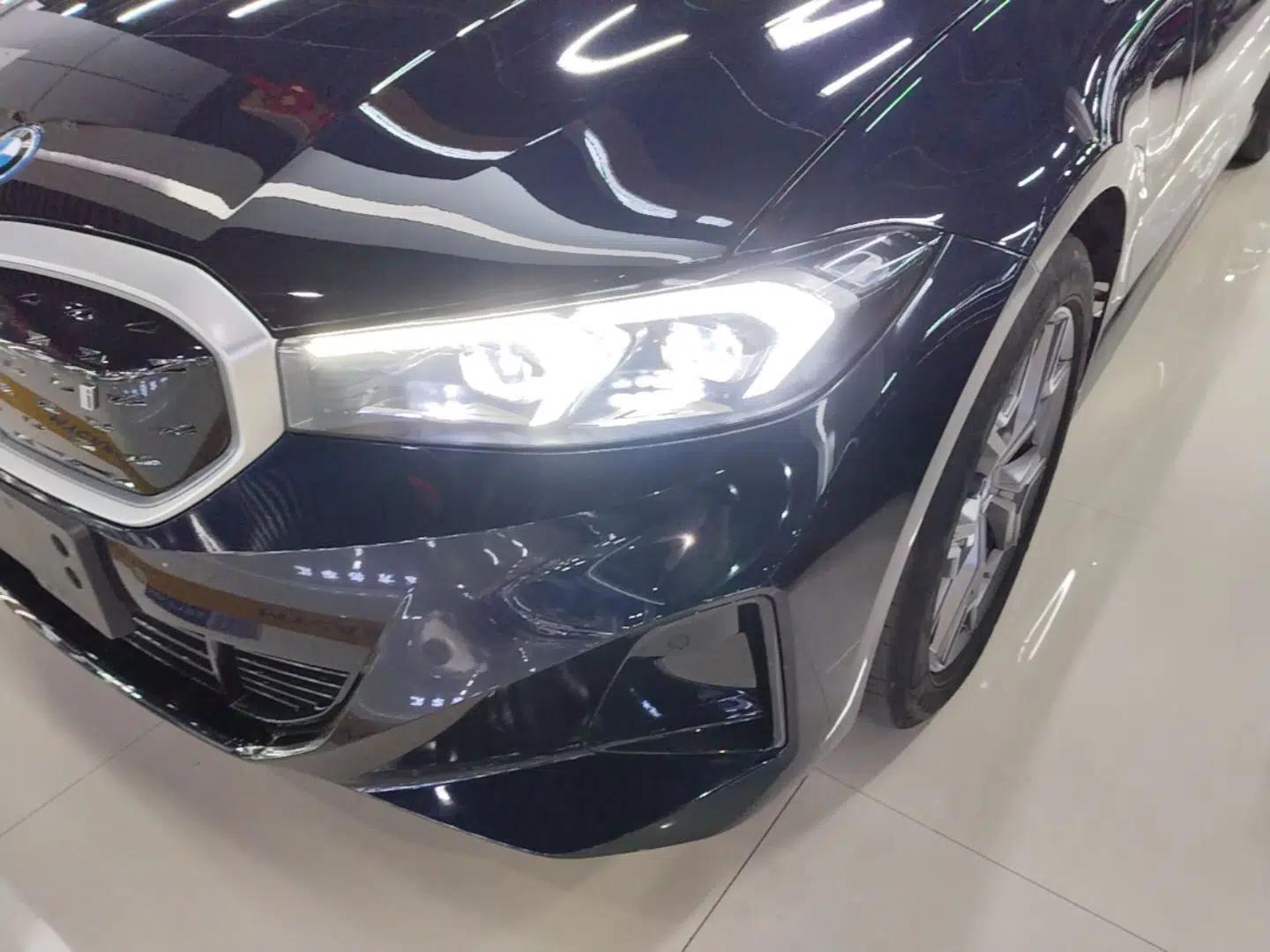 BMW i3 2022 eDrive 35 L — миниатюра 8