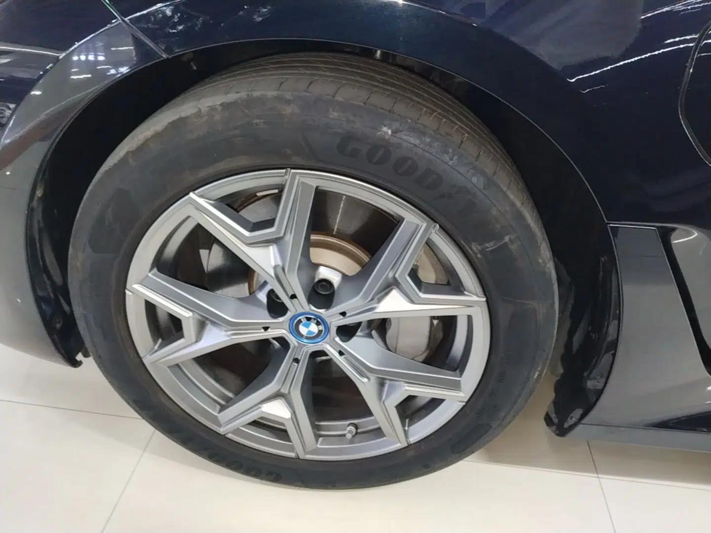 BMW i3 2022 eDrive 35 L — миниатюра 10