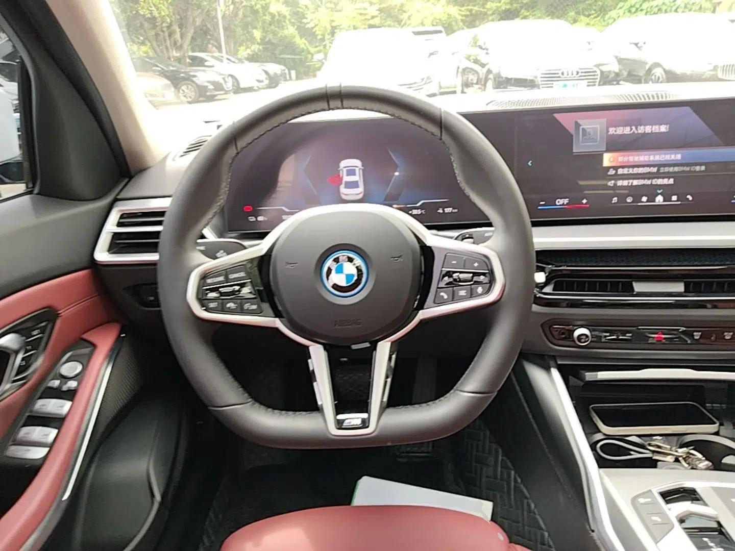 BMW i3 2025 eDrive 35 L — миниатюра 13