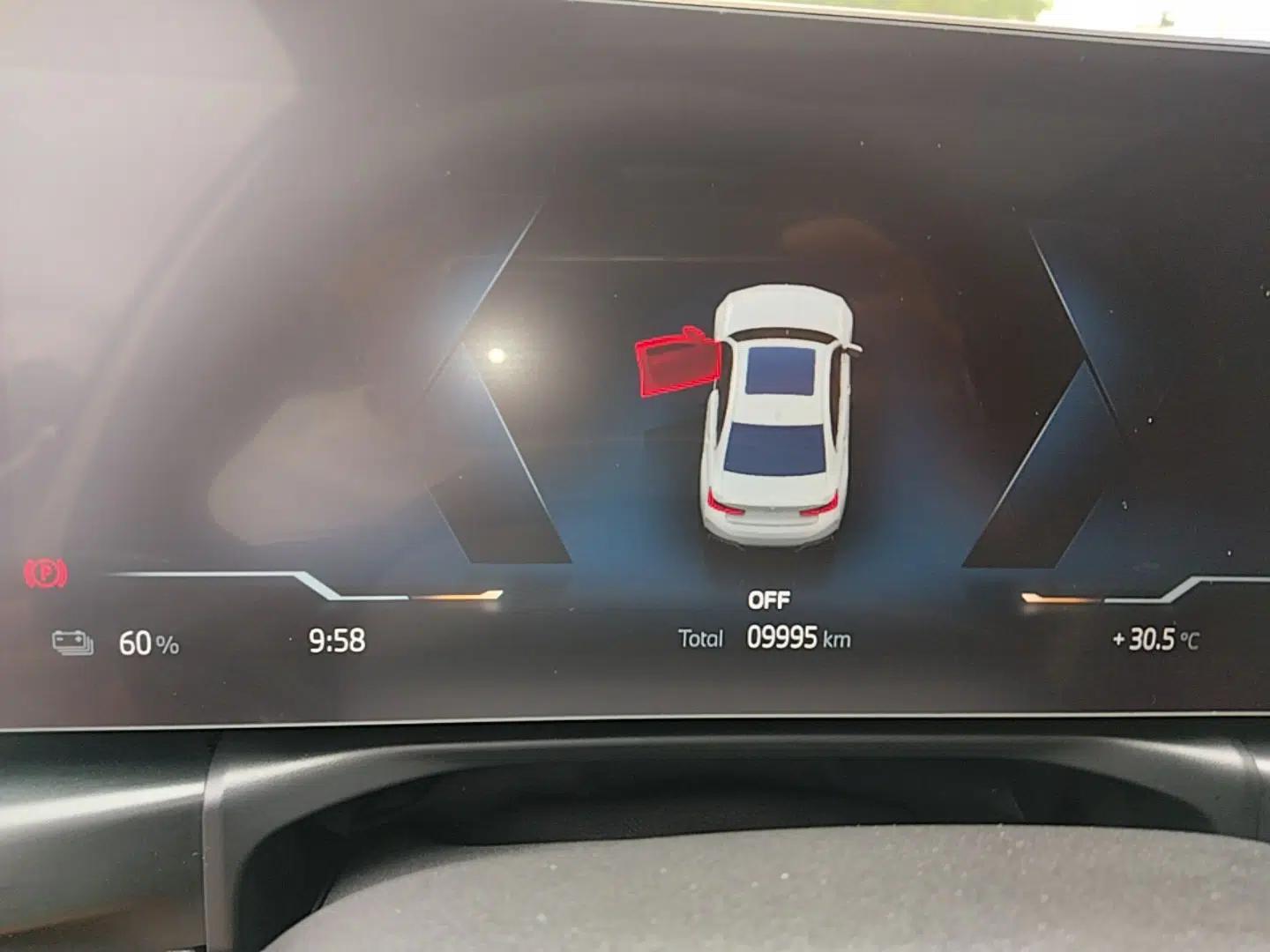 BMW i3 2025 eDrive 35 L — миниатюра 14