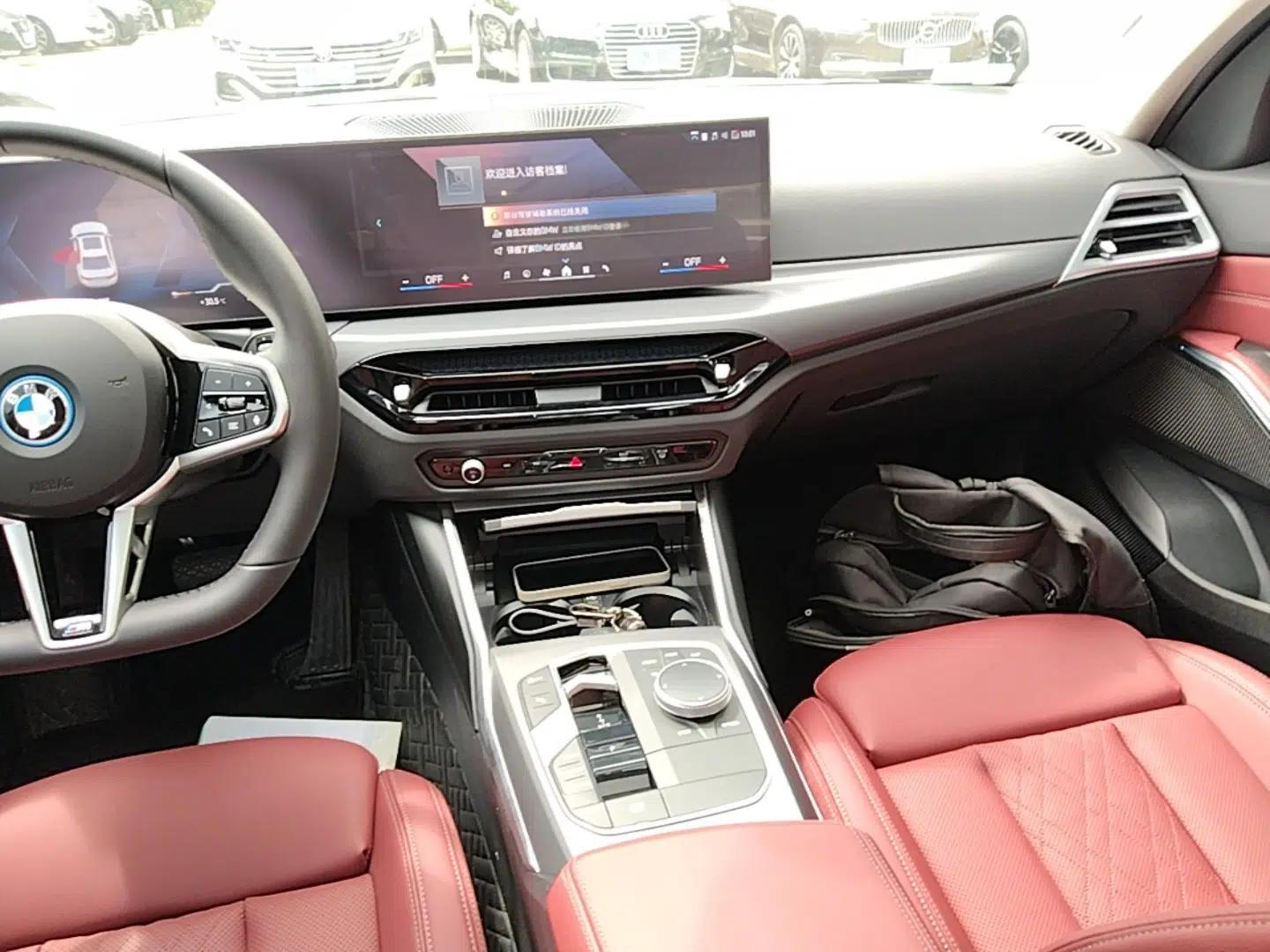 BMW i3 2025 eDrive 35 L — миниатюра 15
