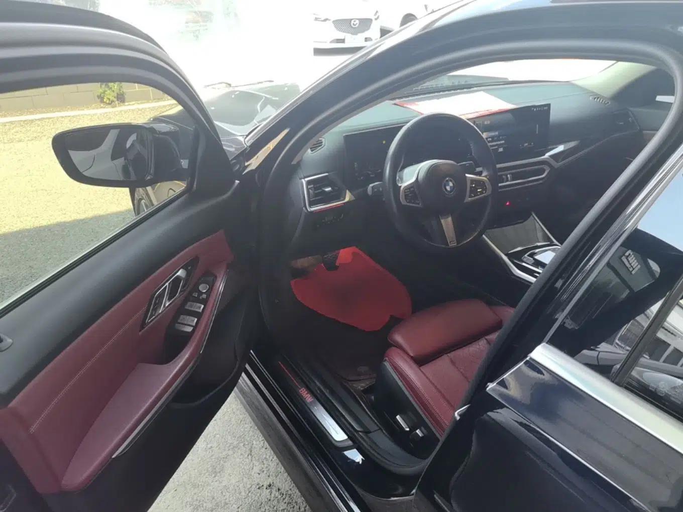 BMW i3 2022 eDrive 35 L — миниатюра 18