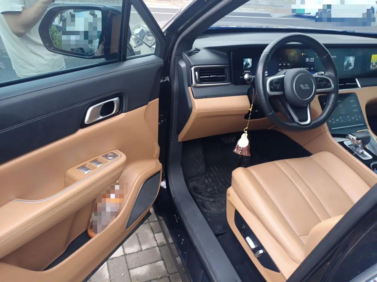 Li Auto ONE 2020 Extended-Range 6-Seater Version — миниатюра 16