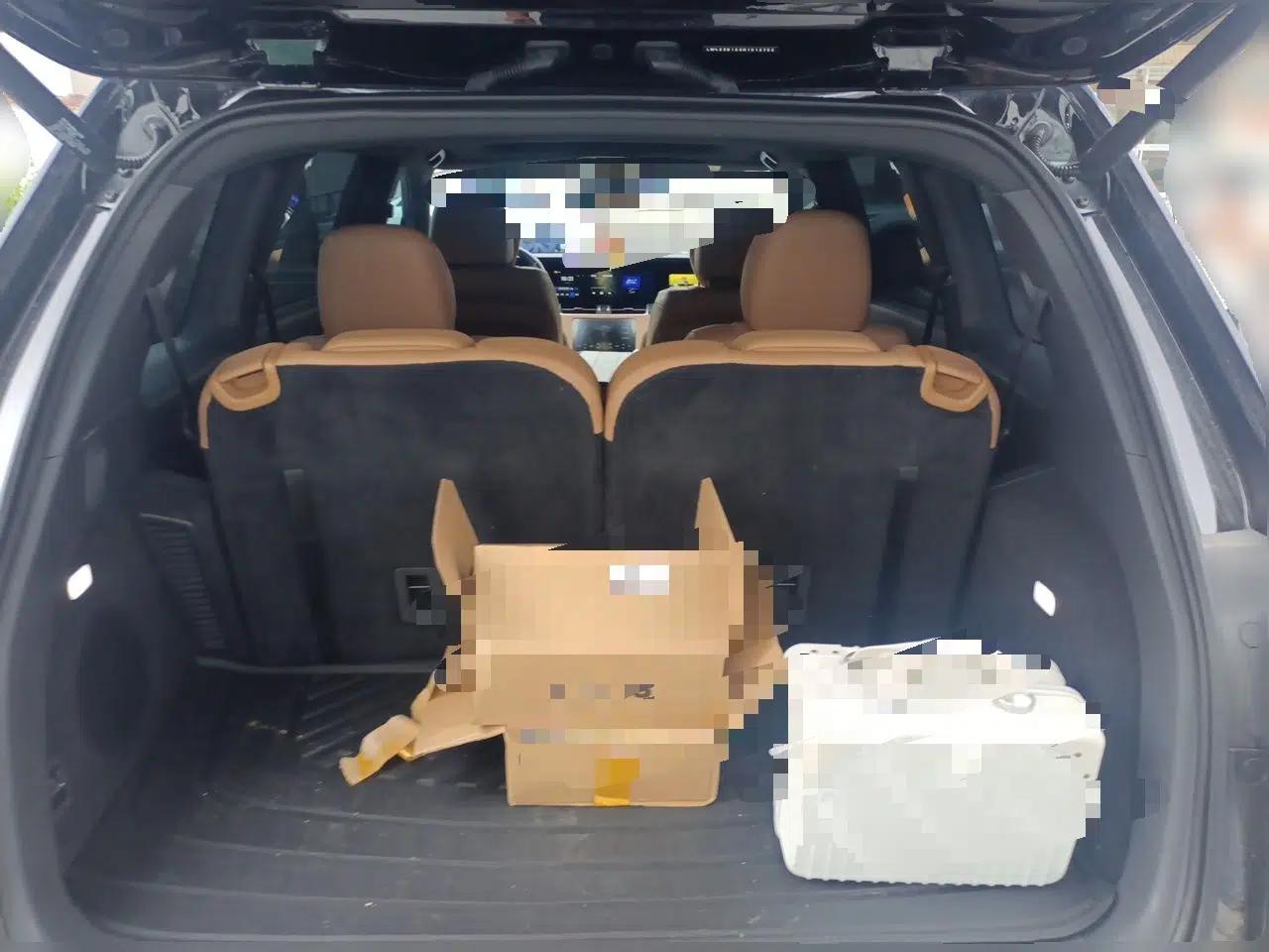 Li Auto ONE 2020 Extended-Range 6-Seater Version — миниатюра 19