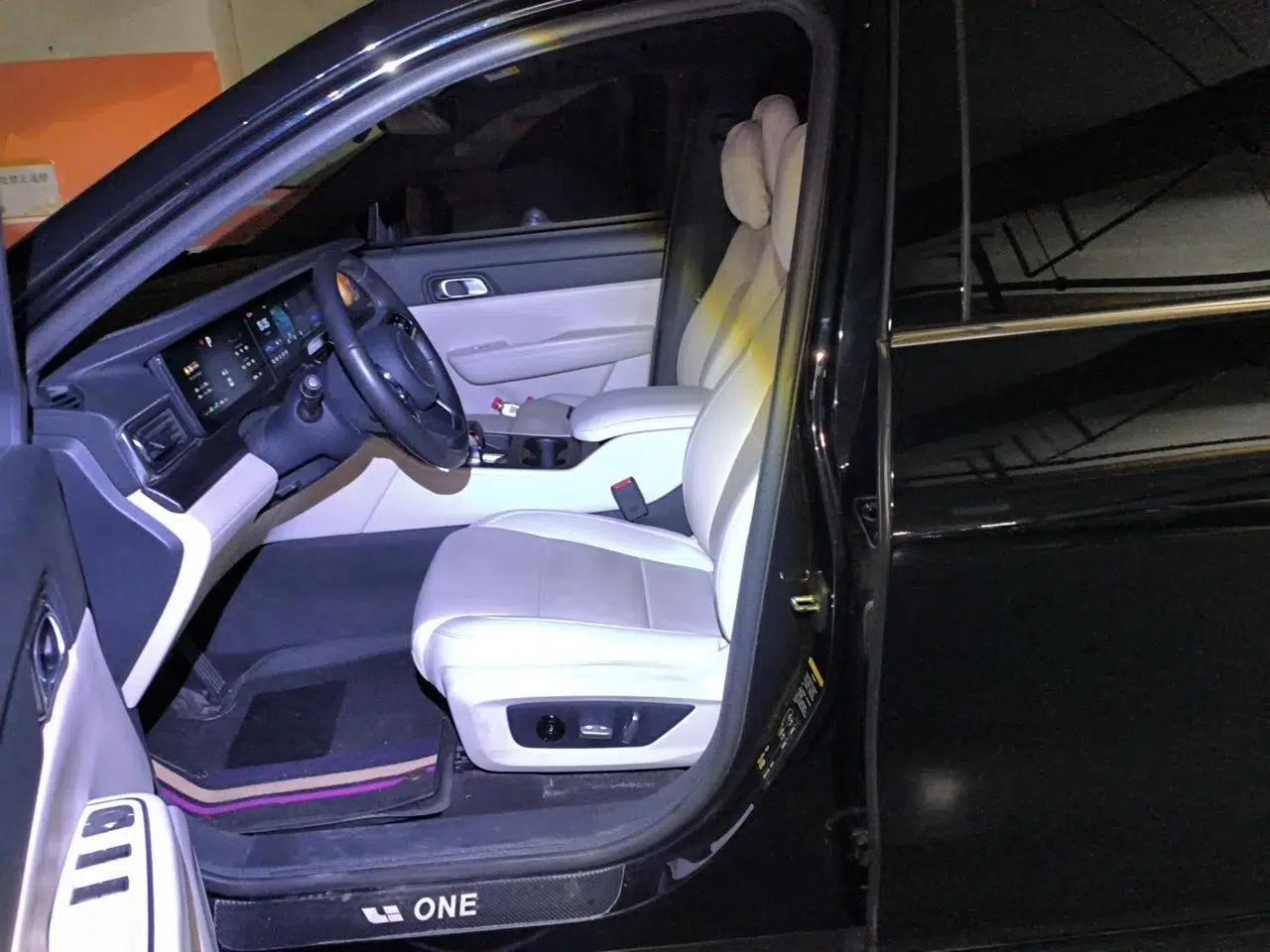 Li Auto ONE 2021 Extended-Range 6-Seater Version — миниатюра 15