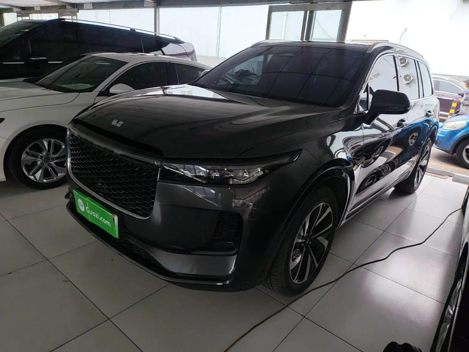Li Auto ONE 2021 Extended-Range 6-Seater Version — миниатюра 1