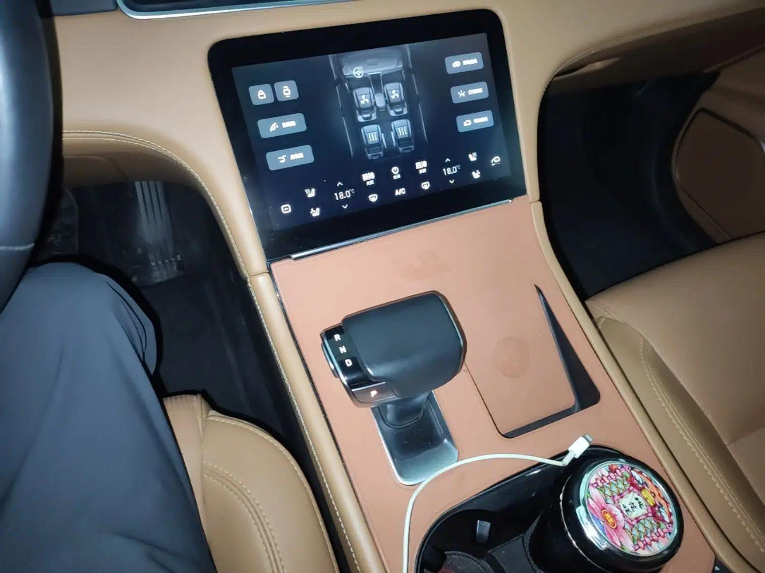 Li Auto ONE 2021 Extended-Range 6-Seater Version — миниатюра 16