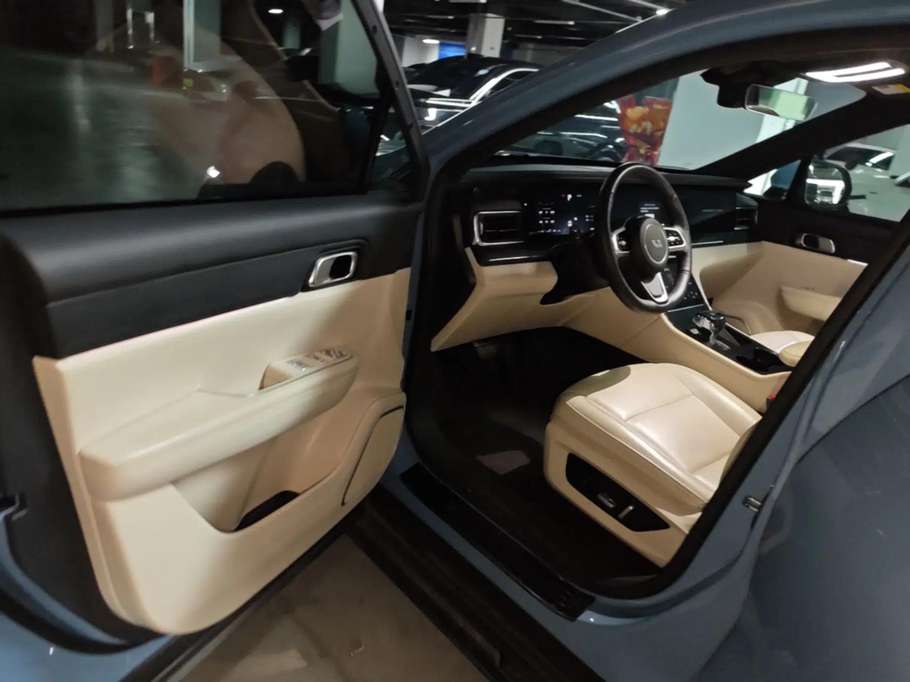 Li Auto ONE 2021 Extended-Range 6-Seater Version — миниатюра 18