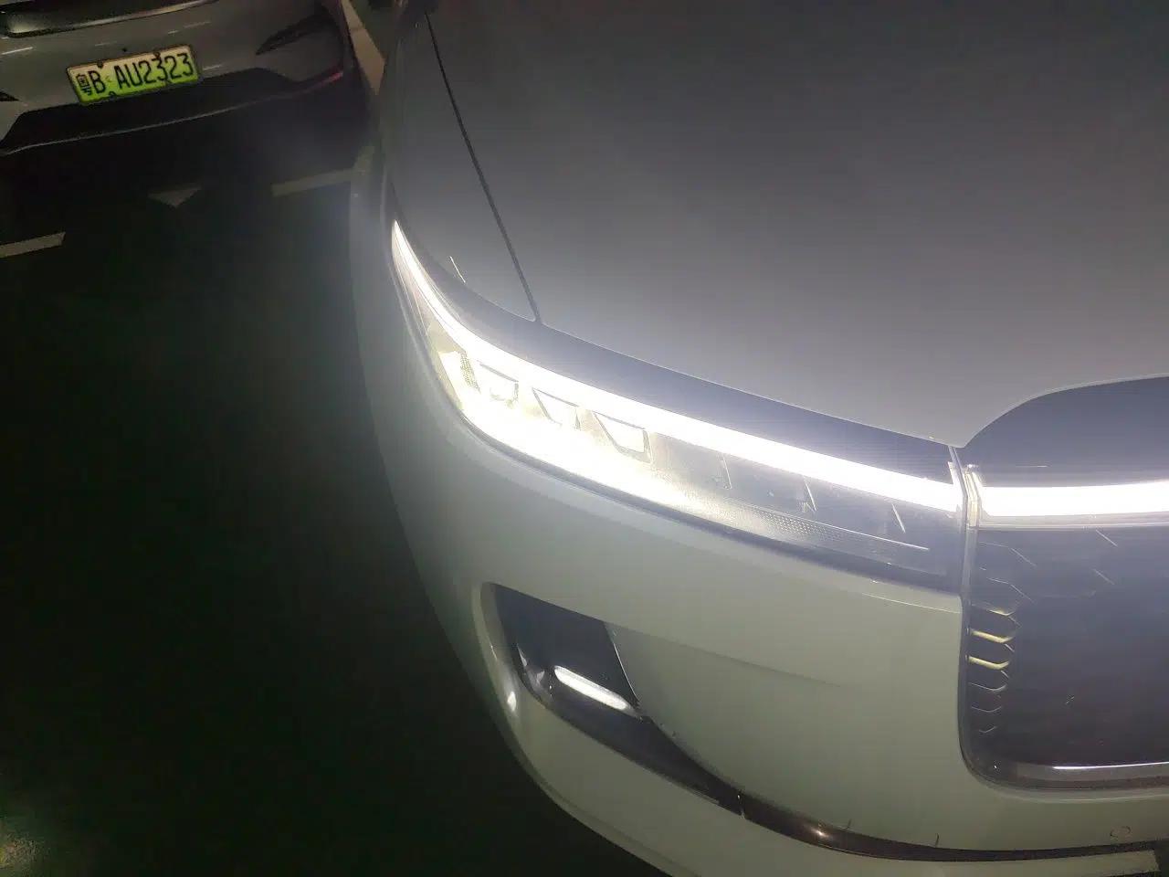 Li Auto ONE 2021 Extended-Range 6-Seater Version — миниатюра 7