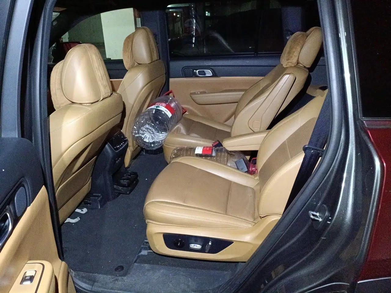 Li Auto ONE 2021 Extended-Range 6-Seater Version — миниатюра 17