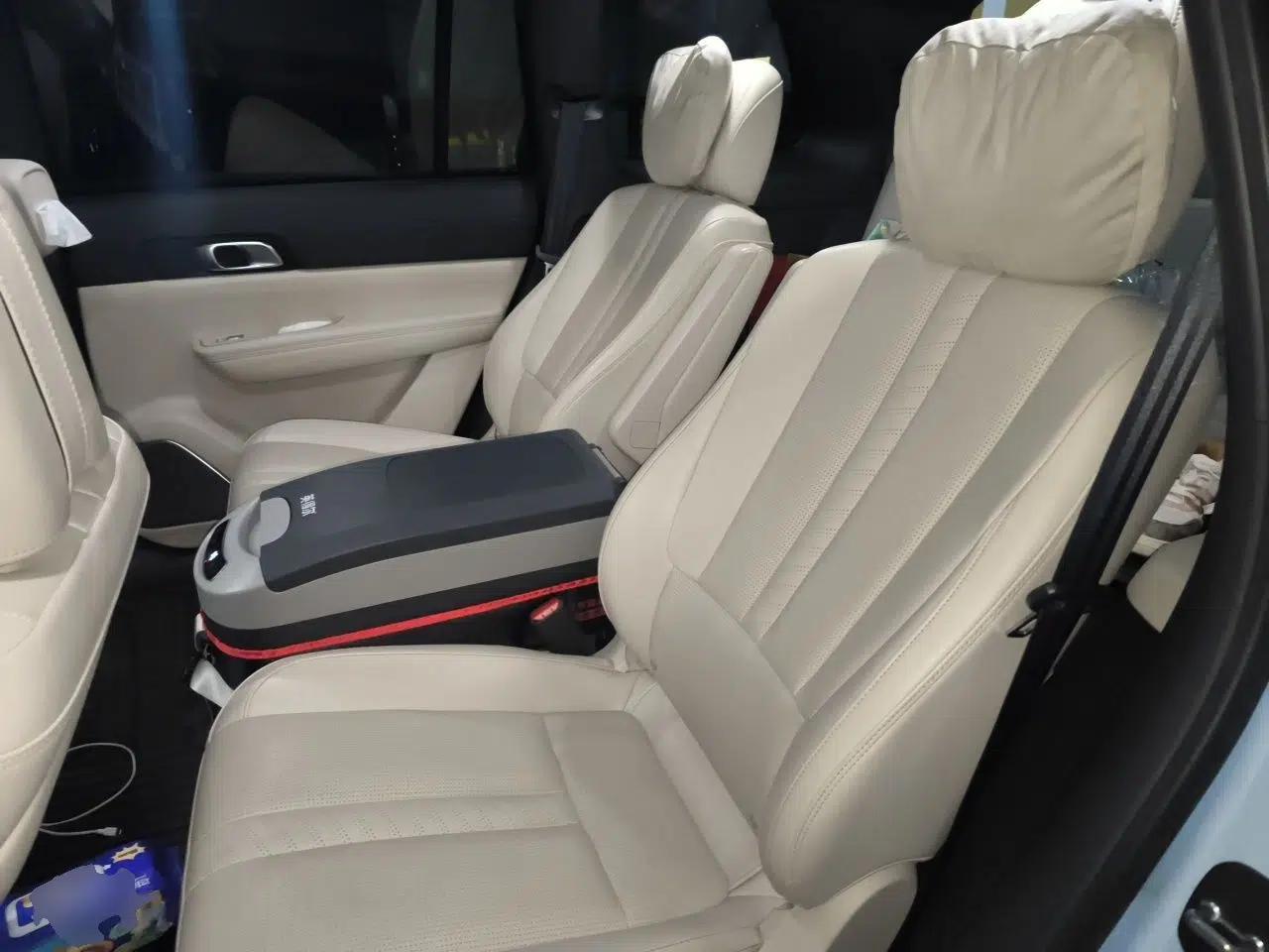 Li Auto ONE 2020 Extended-Range 6-Seater Version — миниатюра 17