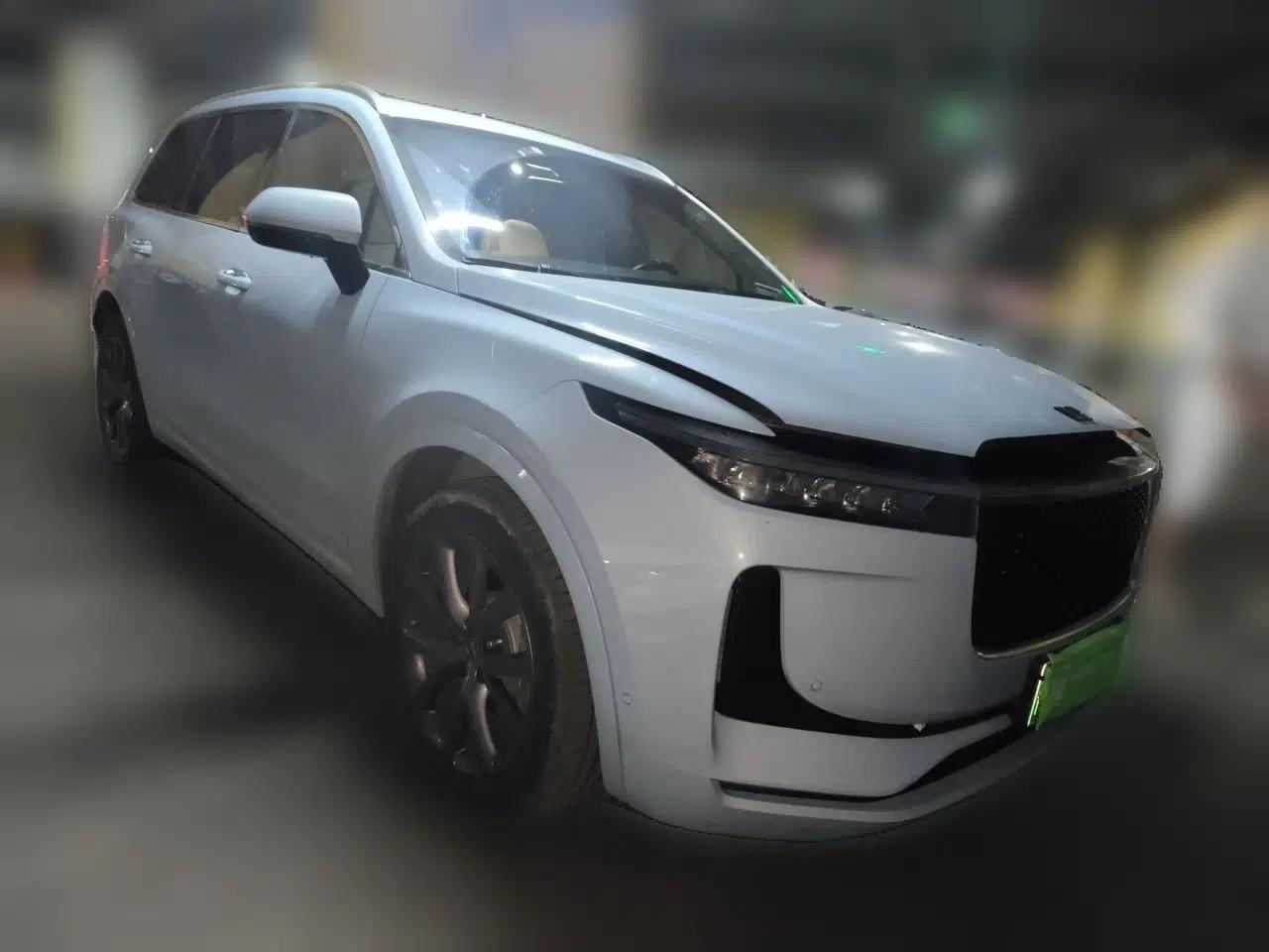 Li Auto ONE 2020 Extended-Range 6-Seater Version — миниатюра 3