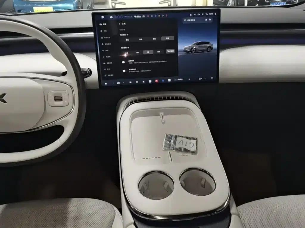 XPeng G7 2025 Model 702 Ultra with Extended Range — миниатюра 13