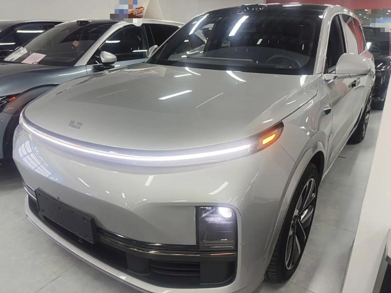 Li Auto L9 2022 Max model — миниатюра 1
