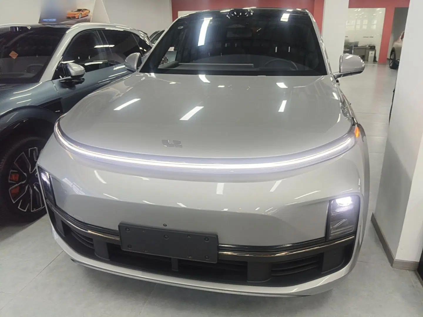 Li Auto L9 2022 Max model — миниатюра 2